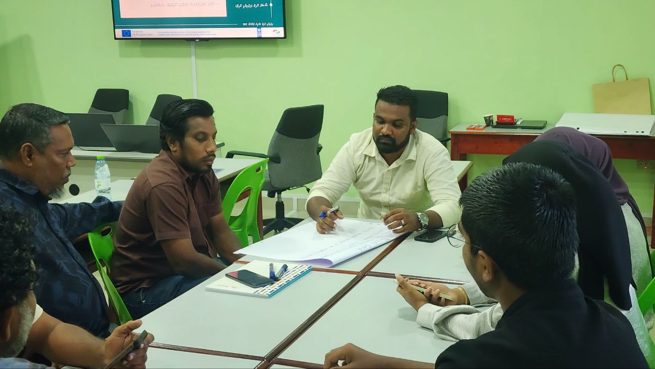 HA. Hoarafushi social audit photo 2