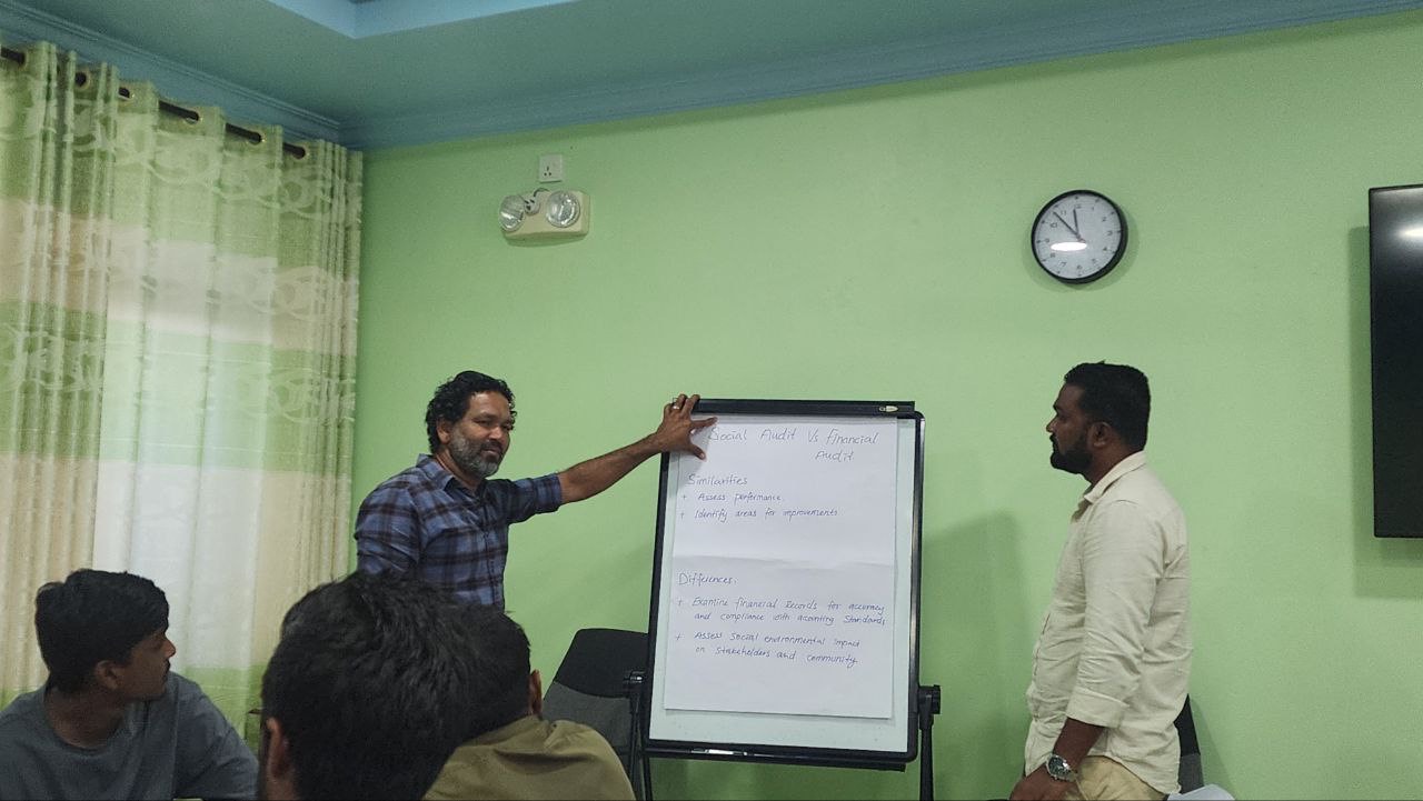 HA. Hoarafushi social audit photo 10